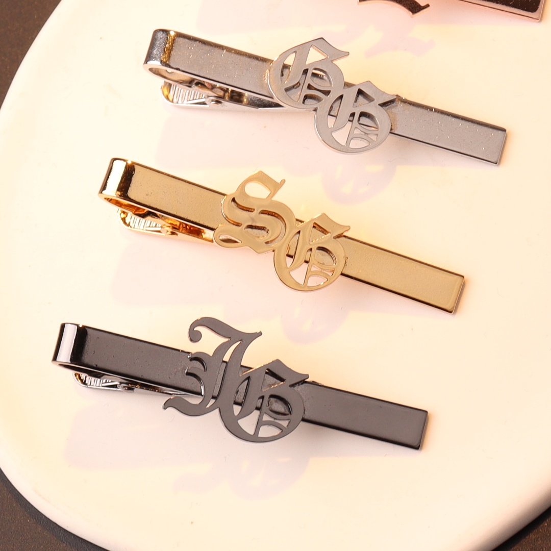 Embroidery Knot - カスタム名イニシャルネクタイクリップ男性用結婚式ネクタイネクタイクラスプ紳士ネクタイバーパーソナライズネクタイピンメンズアクセサリー