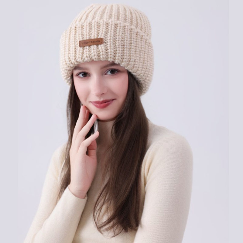 レディース冬用厚手ニットウール帽子、耳保護、アウトドアスキー - Felt Sheet Wool のレビューと価格