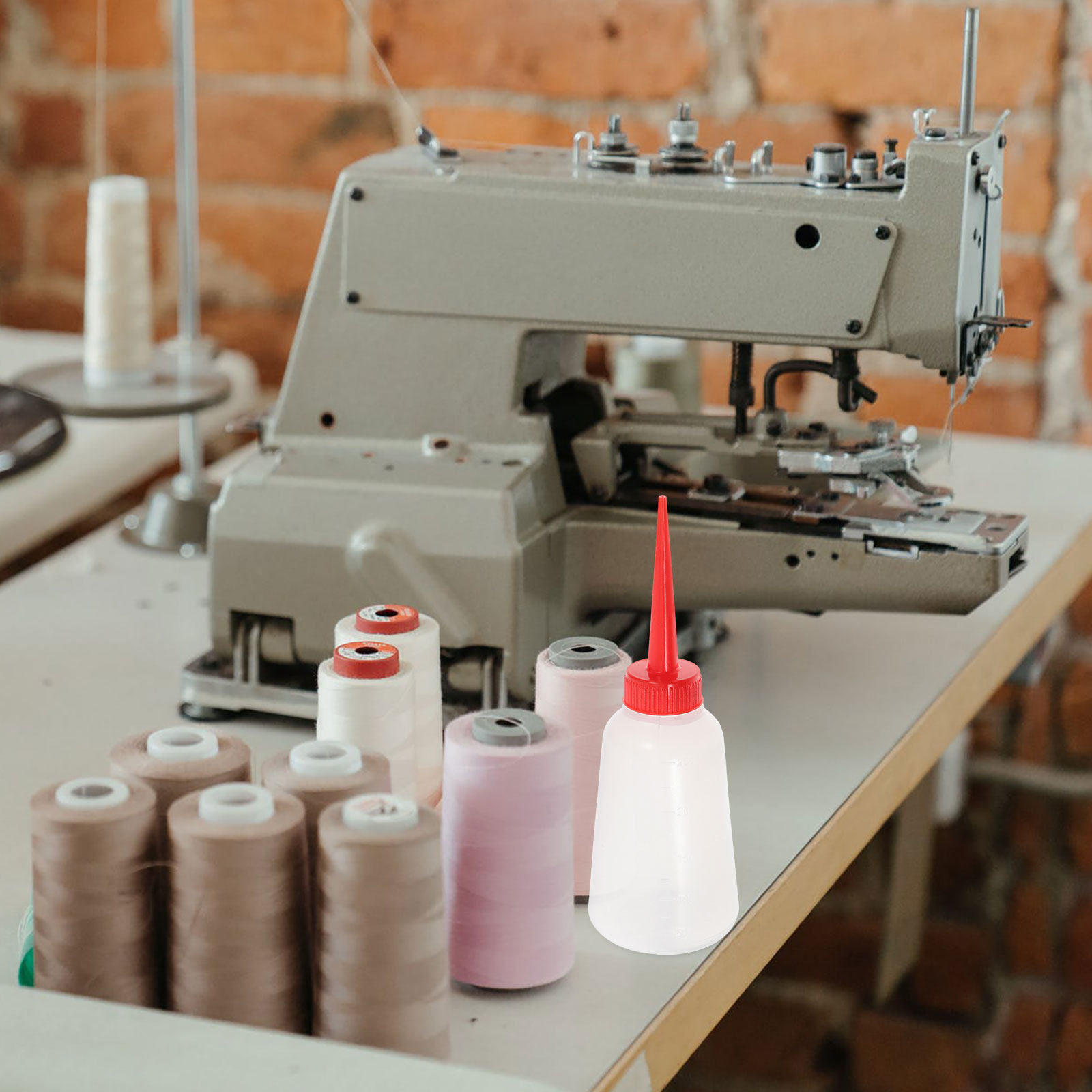 2個入りプラスチック製ミシンオイルボトル、エンジンオイル用ジ - Embroidery Needles のレビューと価格