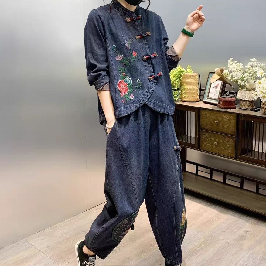 ゆったりとした花の刺繍が施された女性用デニムセット,2ピース - Embroidery Class のレビューと価格