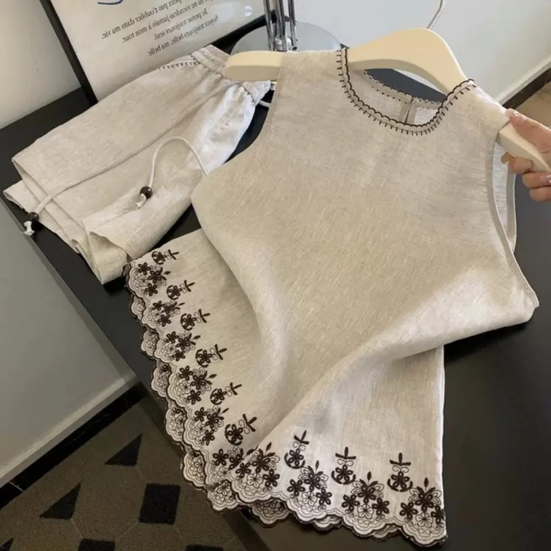 シンプルなオールドマネースタイルの綿麻ヘビーインダストリー刺 - Embroidery Class のレビューと価格