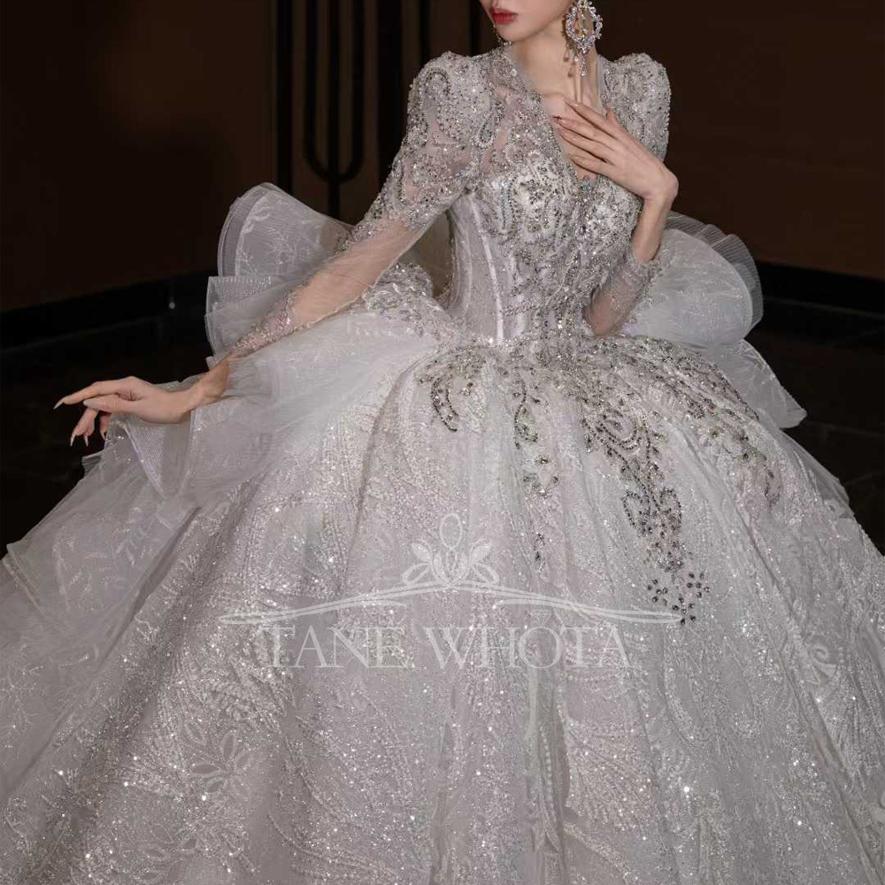 高級 V ネック ウェディング ドレス 長袖 レースアップ  - Embroidery Organza のレビューと価格