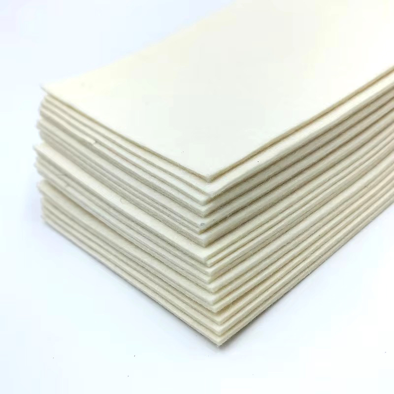 サックス用天然ウールフェルトシート5枚、トランペットバルブ用 - Felt Sheet Wool のレビューと価格