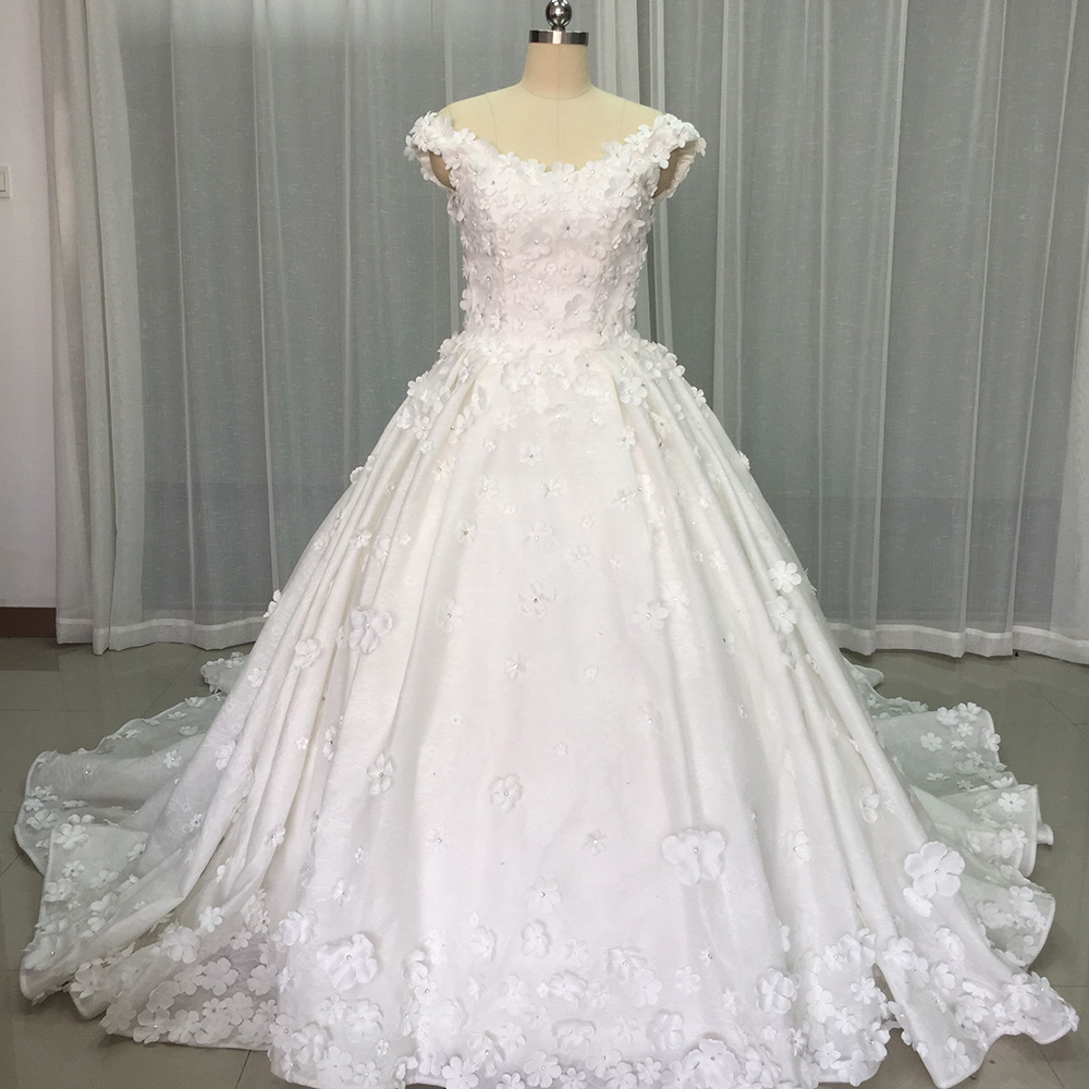 エレガントな極細のウェディングドレス花嫁のための夜会服ノース - Embroidery Organza のレビューと価格