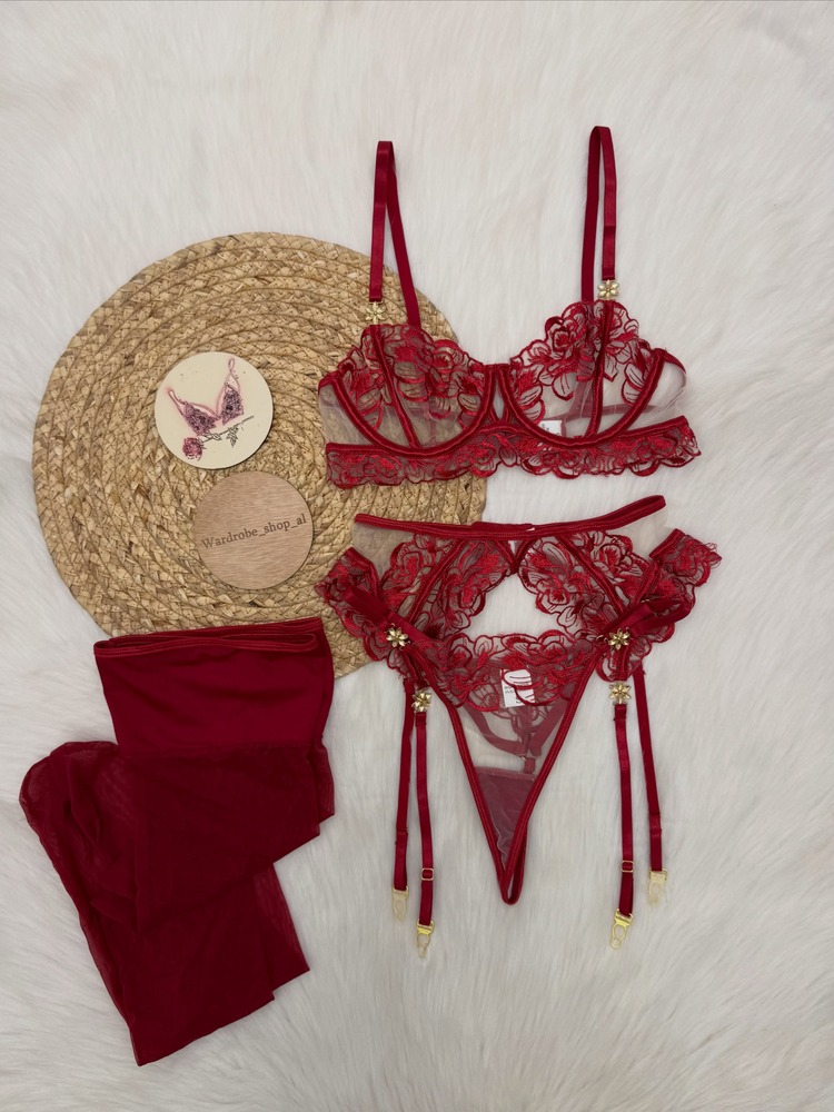 レディース バーガンディ レース ランジェリーセット アンダ - Embroidery Underwear のレビューと価格