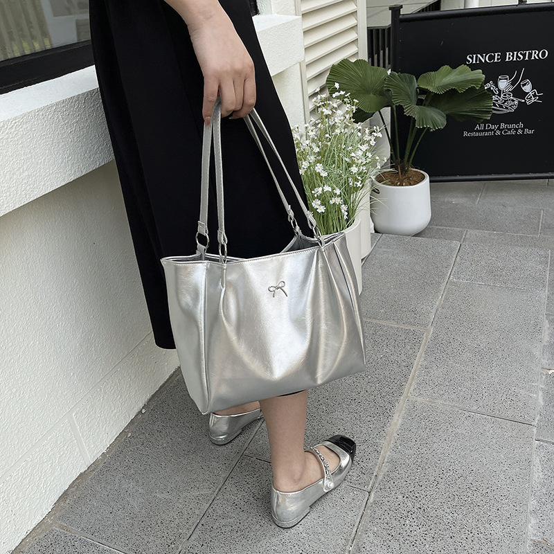 レトロな大型カジュアルソフトトートバッグ女性用ショルダーバッ - Embroidery Class のレビューと価格