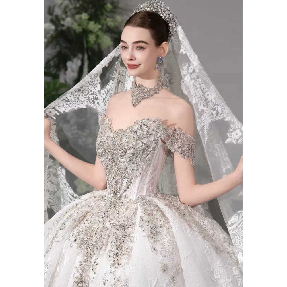 豪華なオフショルダー・スイートハート・ウェディングドレス 2 - Embroidery Organza のレビューと価格